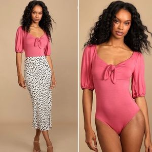 NWT Lulus  Rusty Rose Tie-Front Bodysuit.